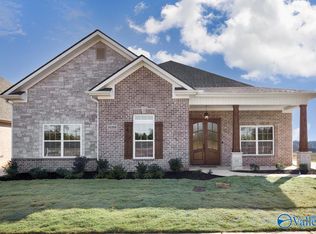 14388 Montcliff Ln, Athens, AL 35611