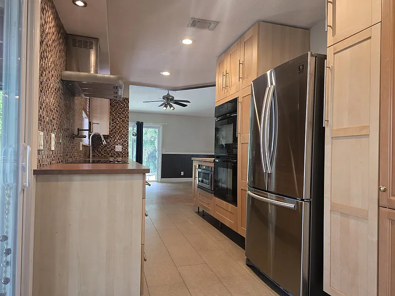 18162 Jupiter Landings Dr — Photo 8