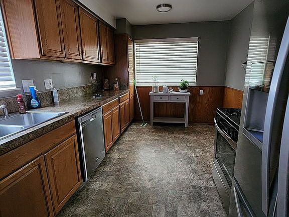 2nd image of 4711 Mayfair St