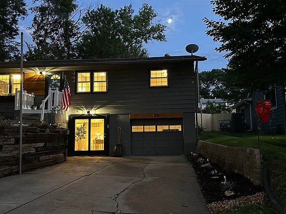 5th image of 1401 Wilshire Dr