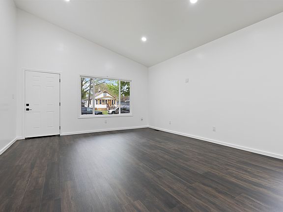5th image of 1212 Lincoln Ave