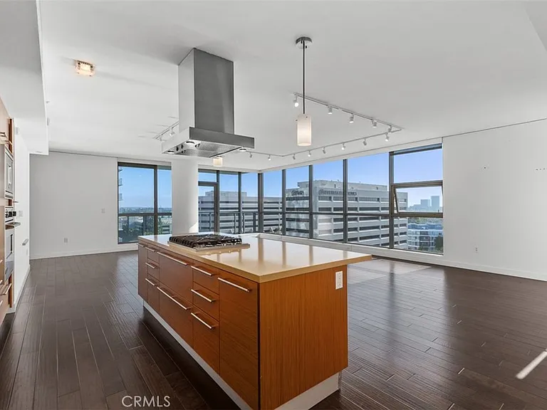 9 Macarthur Pl #N-1007 — Photo 13