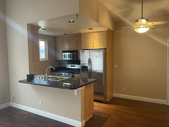 4th image of 4675 Ohio St Unit 5