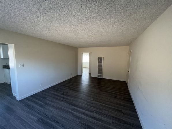 1335 Lemon St APT A