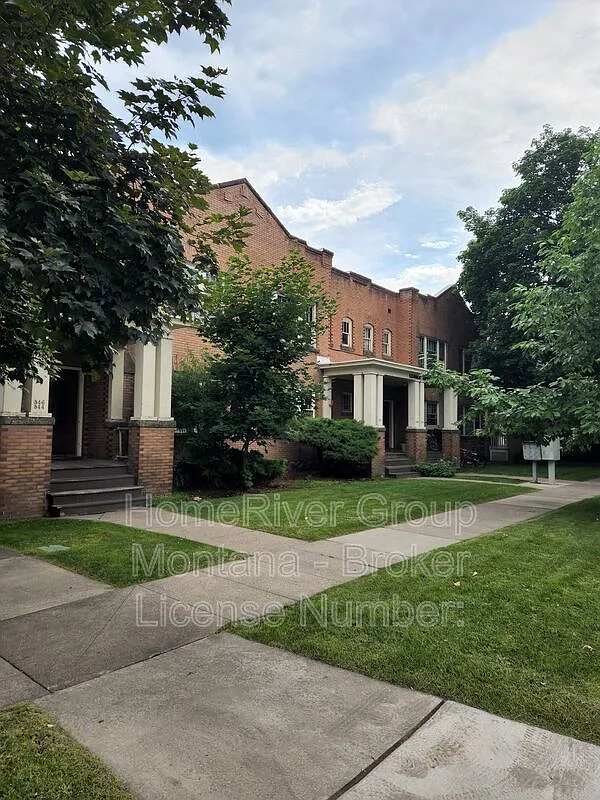 3 bed, 1.0 bath, 1300 sqft, $1,795 — Photo 1