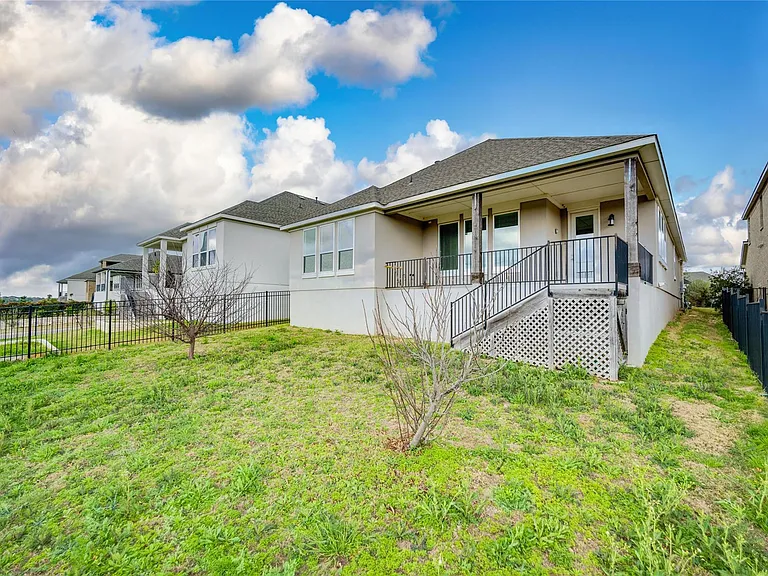4509 Lucabella Ln — Photo 10