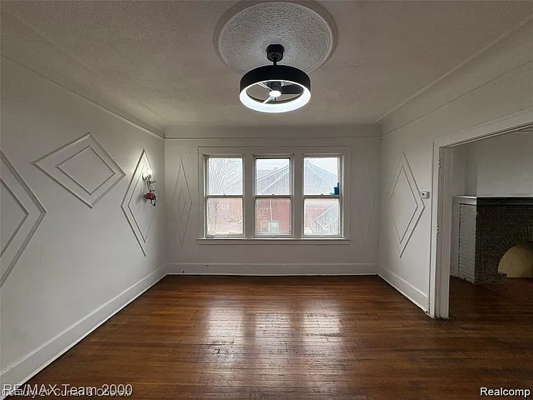 2683 Clements St — Photo 4