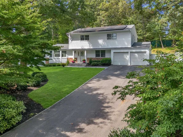 15 Josephine Lane, Northport, NY 11768