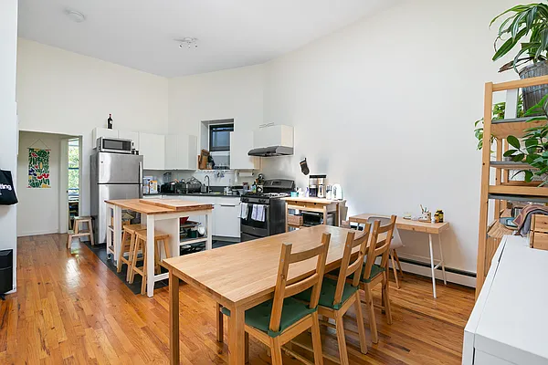 Rented by Compass | media 5