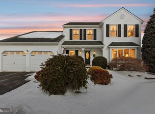 209 Drake Ln, North Wales, PA 19454