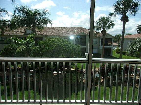 4th image of 403 Bouchelle Dr APT 210