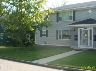 121 Waterman St APT 3, Manchester, NH 03103