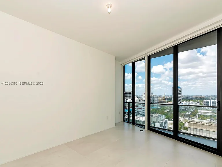 1000 Biscayne Blvd #2002 — Photo 53