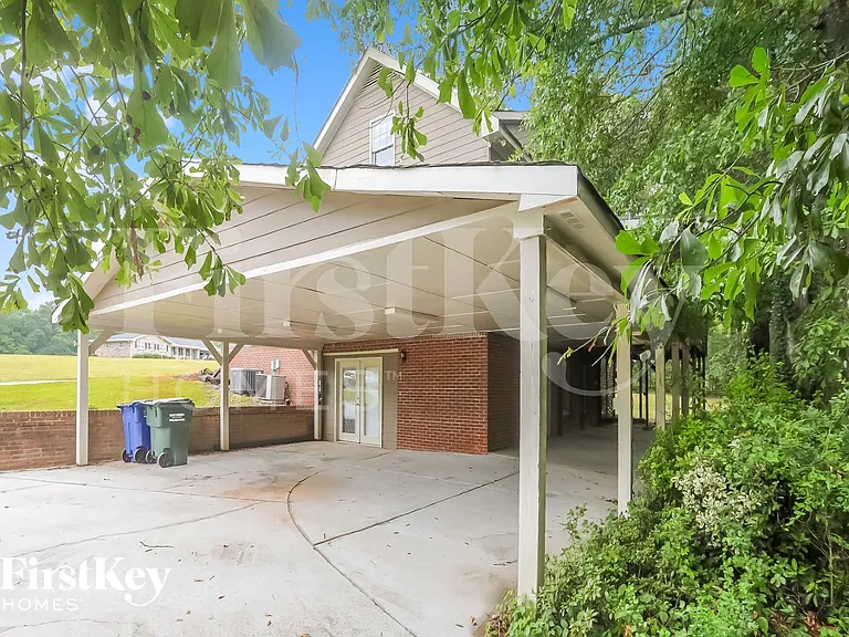 1726 Knight Cir — Photo 14