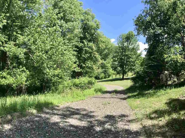 44 Osterhoudt Ln, Stone Ridge, NY 12484