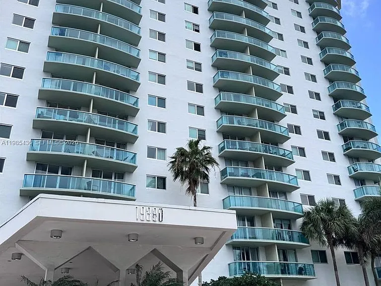 19380 Collins Ave #910 — Photo 25