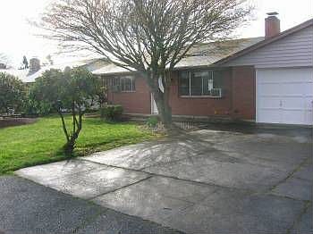 2nd image of 16119 SE 4th St