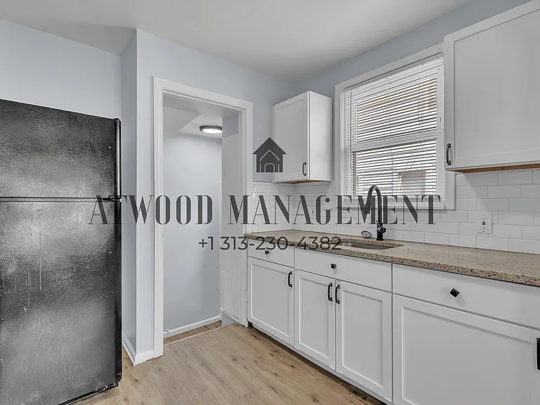 19355 Caldwell St — Photo 8