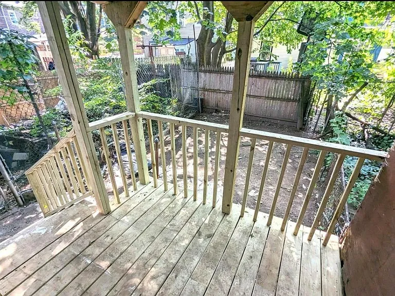 233 Hills Pl — Photo 13