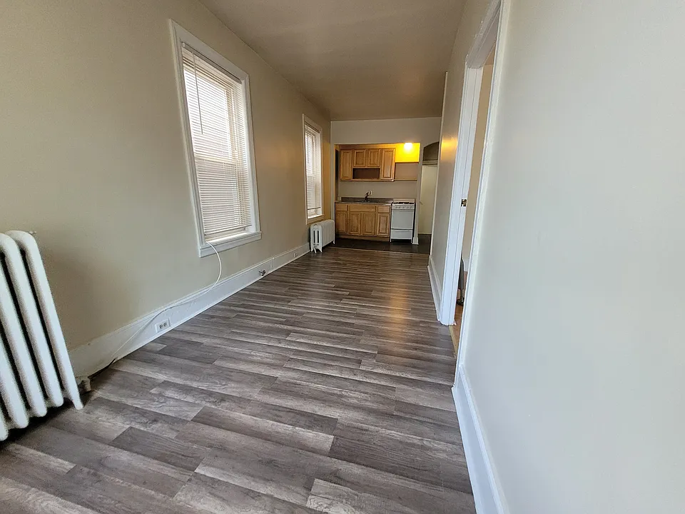 Livingroom/Kitchen (Refrigerator not shown)