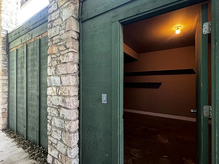 7506 Chelsea Moor #B — Photo 26