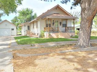 417 Douglas St, Imperial, NE 69033