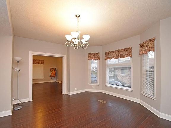 3rd image of 3633 Zinsle Ave