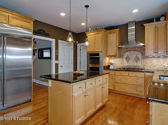 5th image of 8 Birchwood Ct