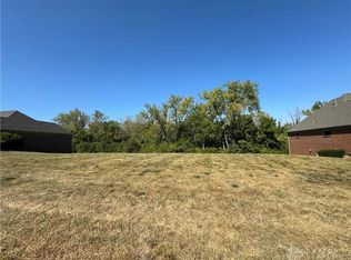 2347 Spring Rose Dr, Dayton, OH