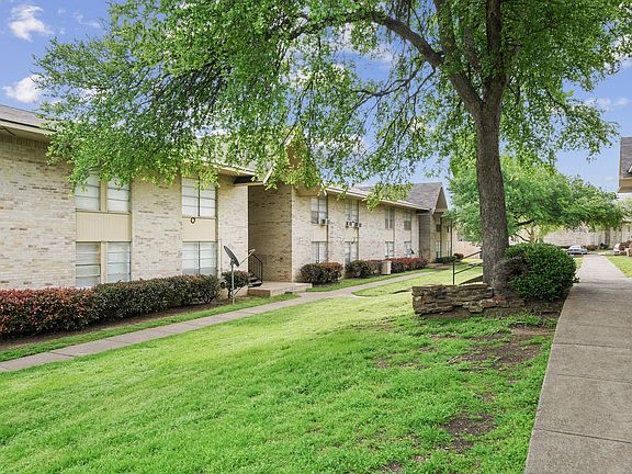 Park Lane Apartments