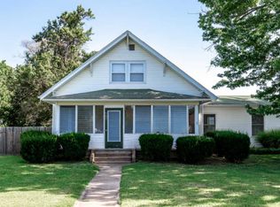 702 E Prairie Ln, Ash Grove, MO 65604