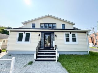 73 Laurence Parkway, Laurence Harbor, NJ 08879