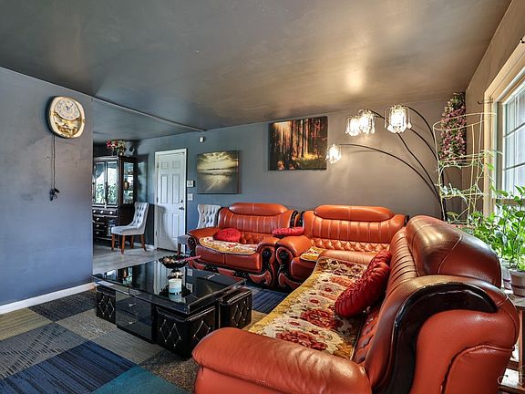3rd image of 2634 Tobermory Ct