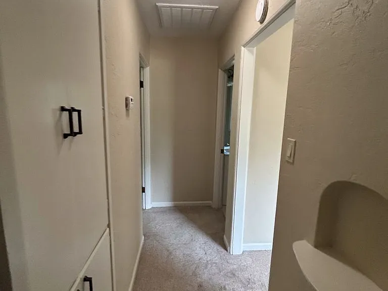 2821 Blue View St — Photo 5