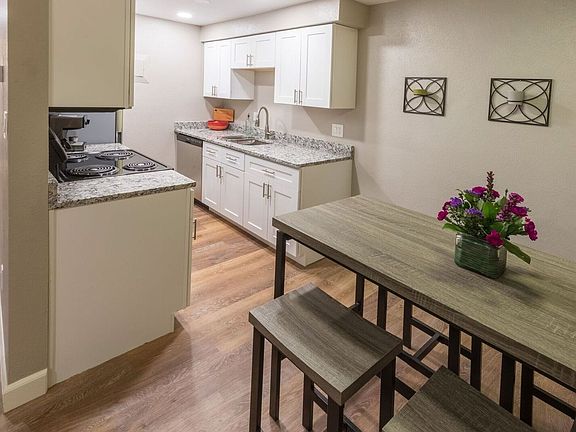 3rd image of 99 N Corona St #503