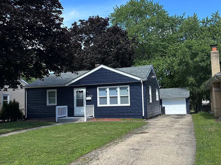 2315 Elim Ave — Photo 12