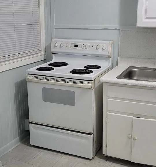 646 Glazebrook St #4 — Photo 19