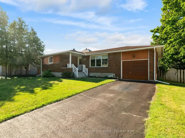 85 Picton St W, Goderich, ON N7A 2C4