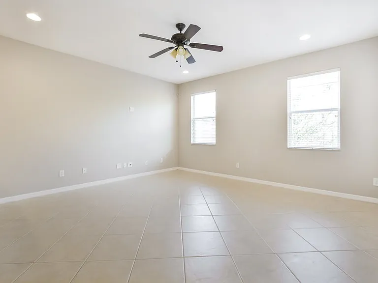 1304 Travertine Ter — Photo 12