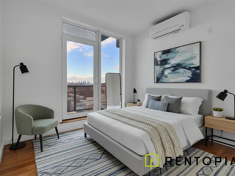 1875 Atlantic Ave #301P — Photo 3