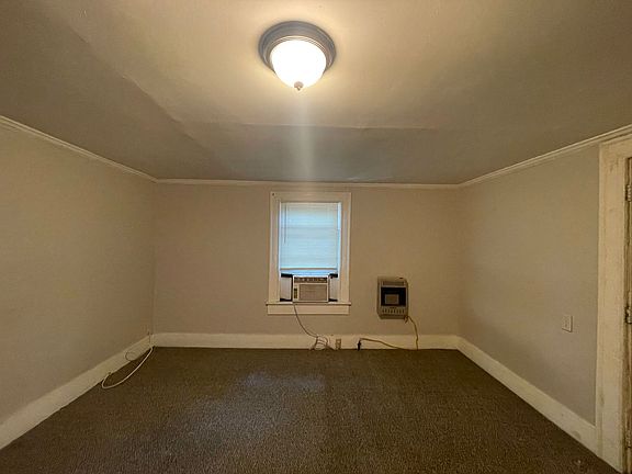 2nd image of 2713 Vineville Ave APT 3
