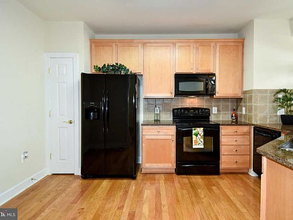5th image of 15231 Royal Crest Dr APT 303