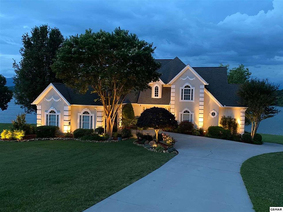1st image of 1329 Hickory Ln