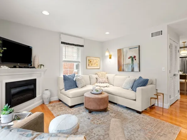 19 Pickman St #3, Salem, MA 01970