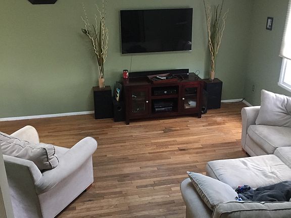 3rd image of 3953 Summerway Ln