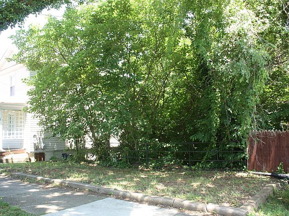 4th image of 1406 Taylor St