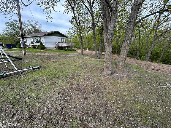 5th image of 19700 Lakeview Rd