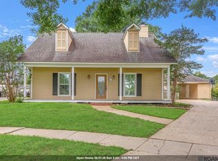 4110 Country Glen Dr, Baton Rouge, LA 70816