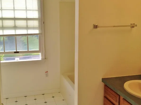 1773 James Ave, State College, PA 16801