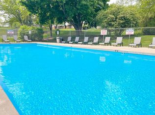 6840 Schroeder Rd #758-07, Madison, WI 53711